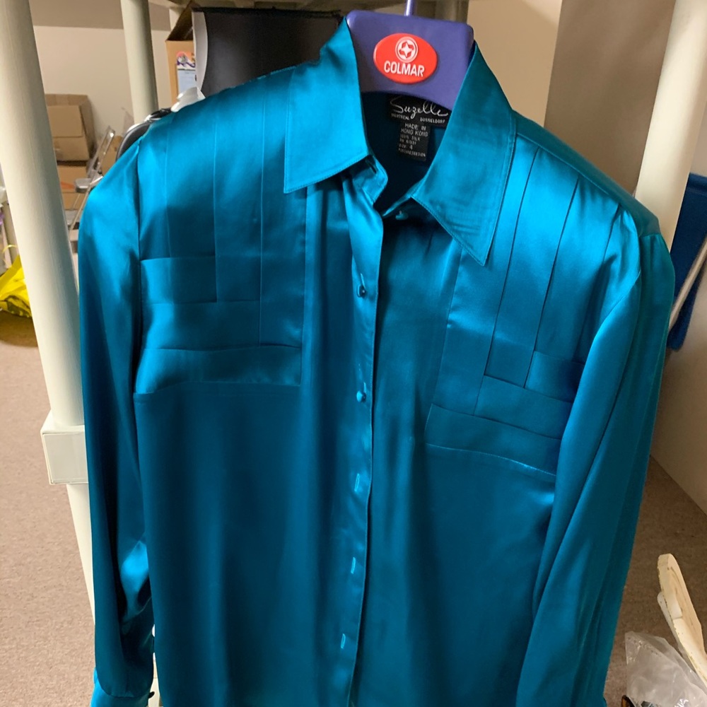 Blue blouse and trousers